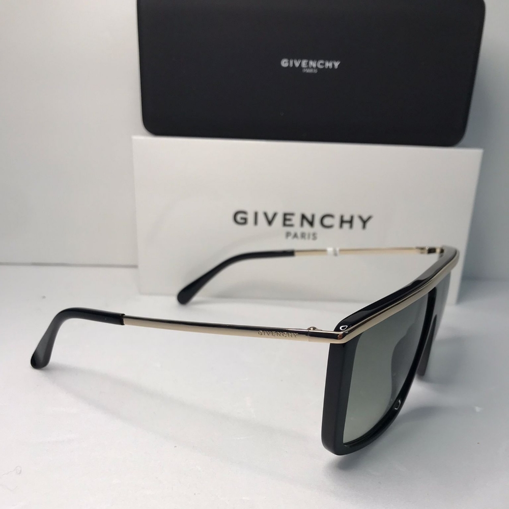 💯original Givenchy Grey Gradient Square Ladies Sunglasses GV 7146/G/S  62/11. - Picture 5 of 13